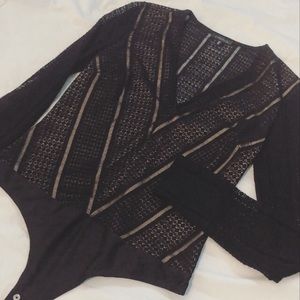 Dynamite bodysuit vneck shear